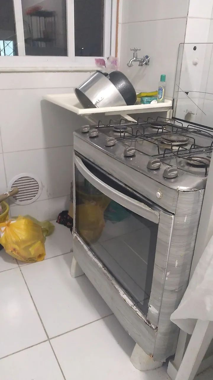 Fogão pra vender logo.