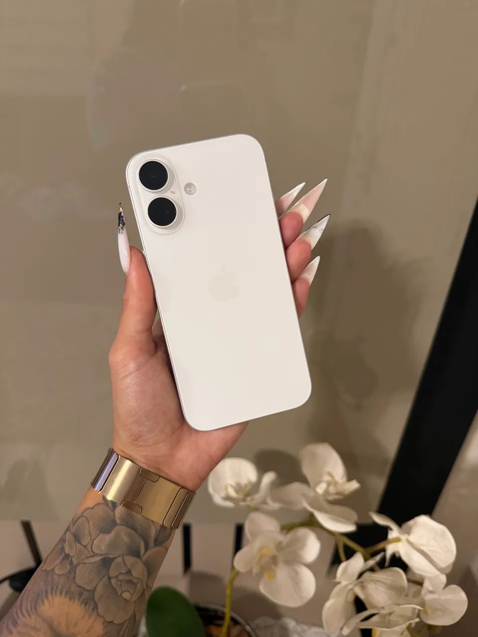 iPhone 16 128gb Branco IMPECÁVEL  - Foto 2