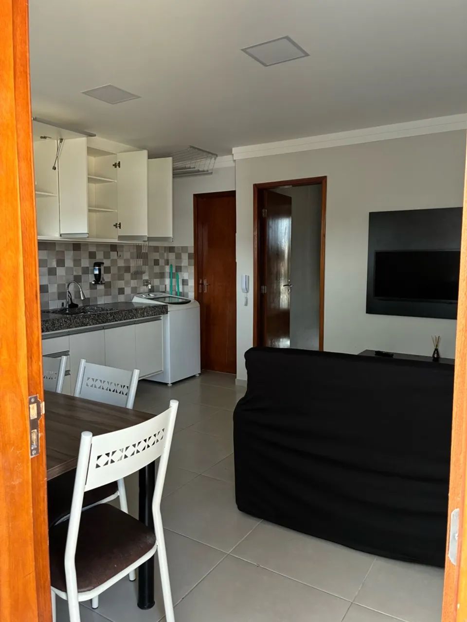Apartamento de 1 quarto mobiliado. - Foto 2