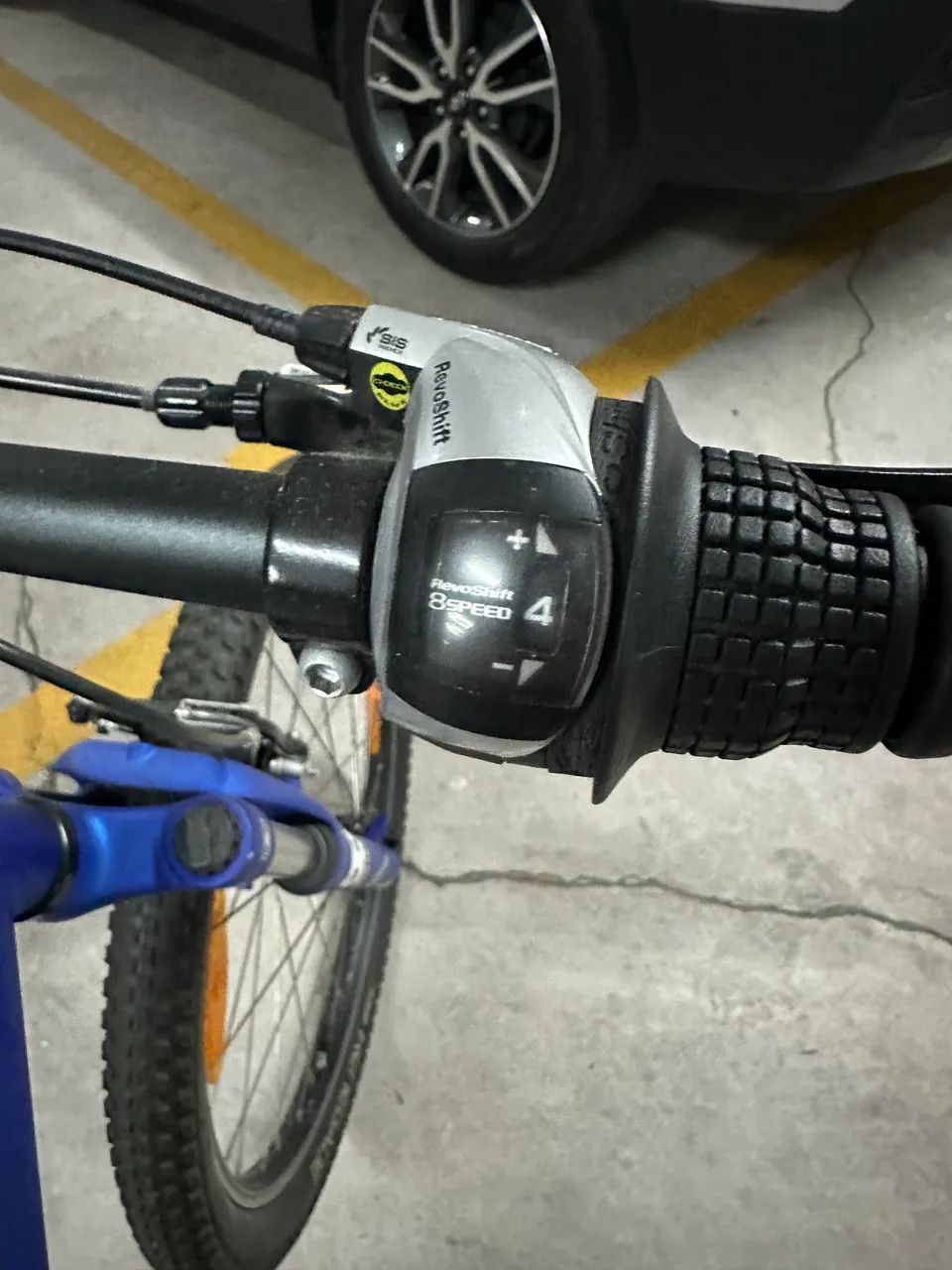 Bicicleta Specialized Hot Rock - 8 marchas  - Foto 4