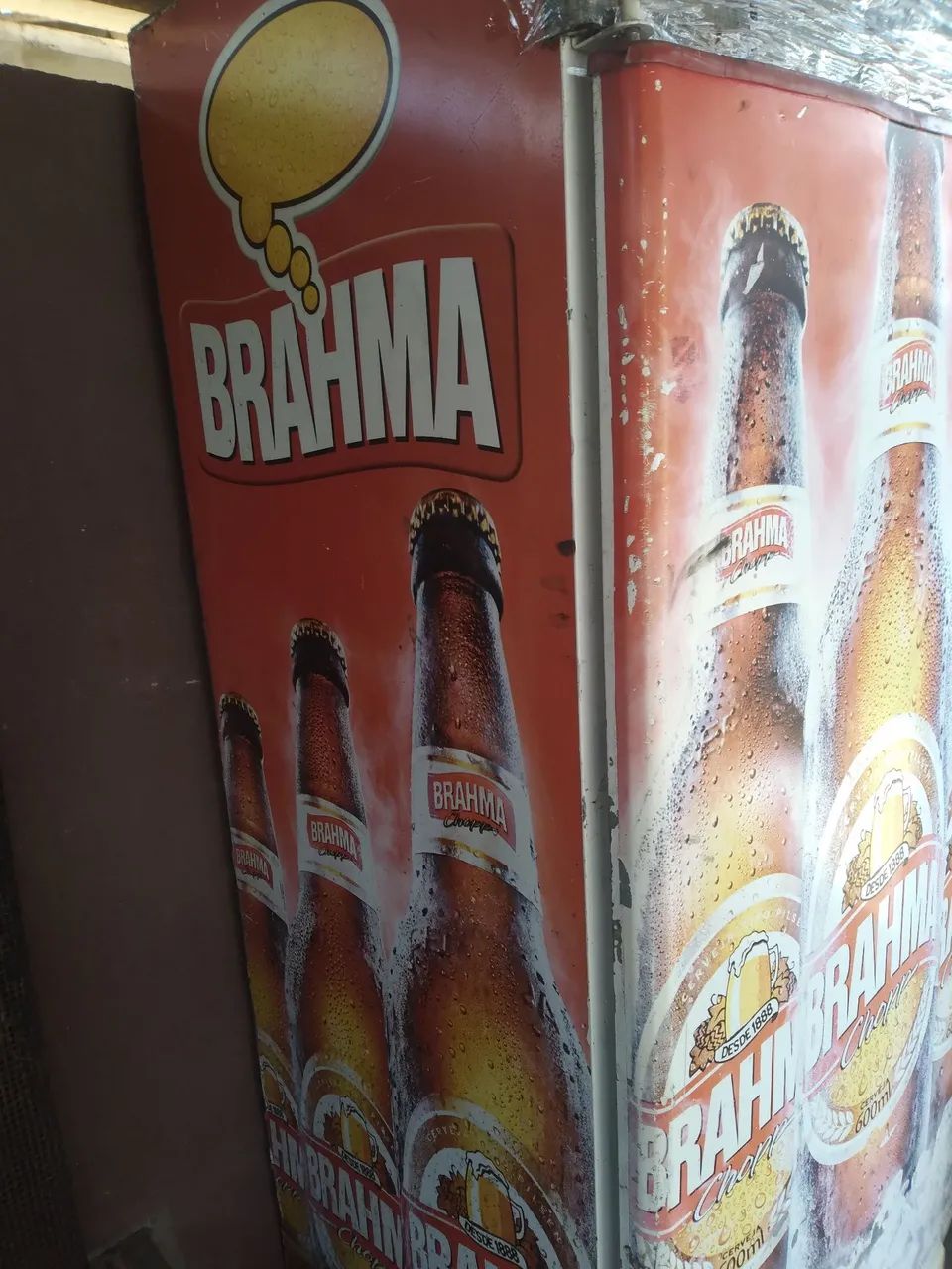 Vende uma freezer vertical sem o motor 