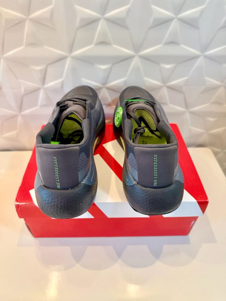 Adidas HyperBoost Edge Preto e Verde - Tamanho 41 - Foto 3