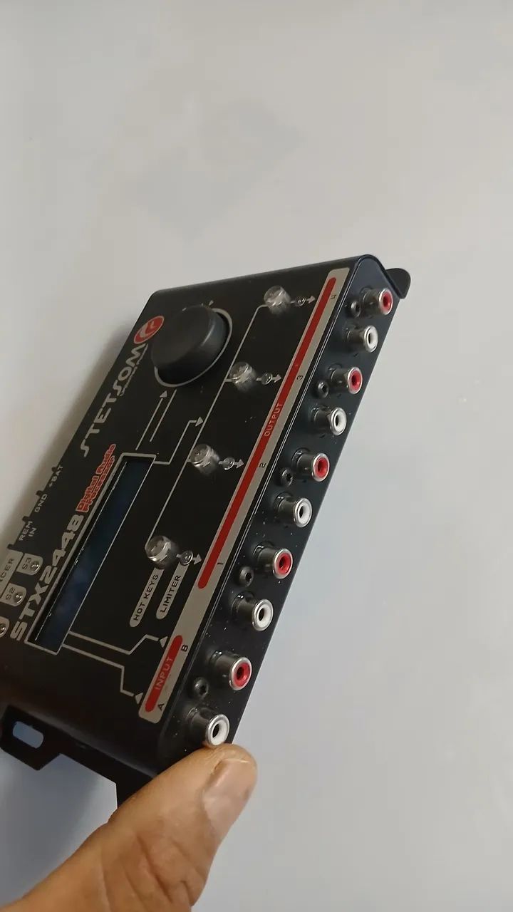 Processador de  áudio 4 vias - Foto 2