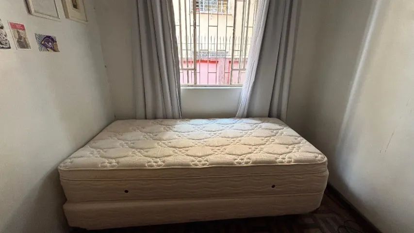 Cama de solteiro - Ortobom com molas 