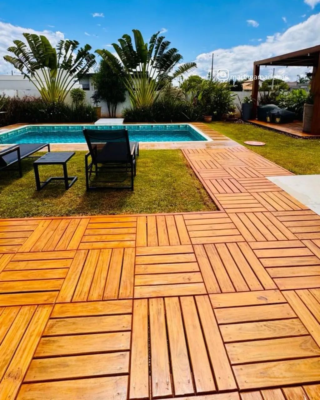 Deck para piscinas e áreas externas 
