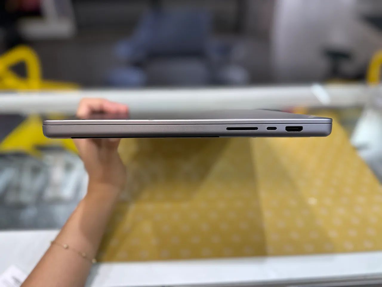 MacBook M1 Pro 16 Polegadas 512Gb 16Ram / Garantia / Loja física  - Foto 4