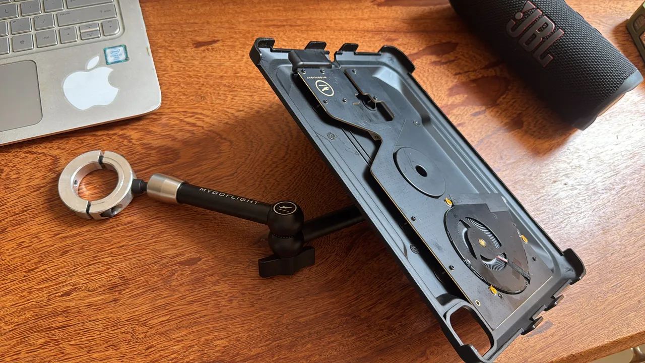 Mygoflight suporte iPad para helicóptero Robinson 
