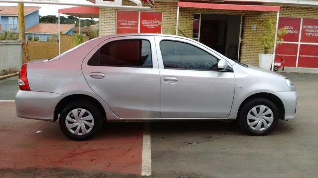 TOYOTA ETIOS SEDAN X 1.5 16V AT FLEX Prata 2018/2018 - Foto 7