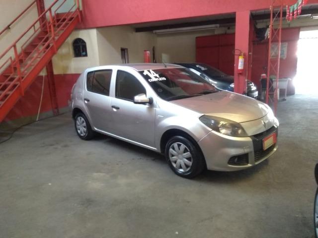Renault Sandero Expression 1.0