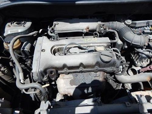 Sucata Kia Carens 1.8 16V Automático LS 2001 Para Retirada de Peças - Foto 7