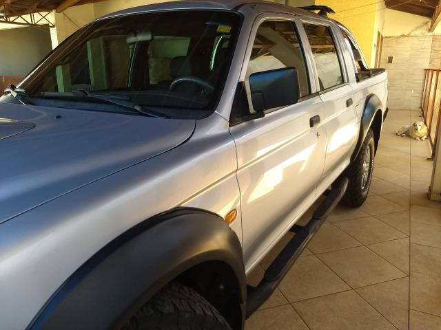 Vendo ou Troco Mitsubishi L200 Diesel 4 x 4 - 2010 - Foto 8