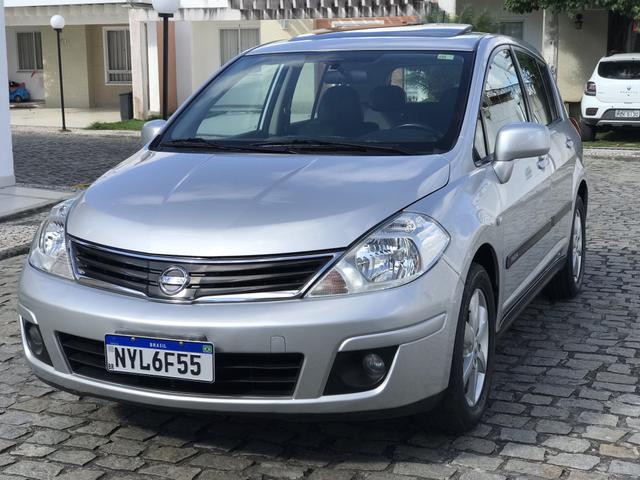 Nissan Tiida SL 1.8 2010/2011 Câmbio manual - Foto 2