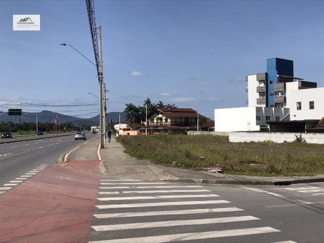 Terreno com excelente localização próximo ao Aeroporto de Joinville - Foto 2