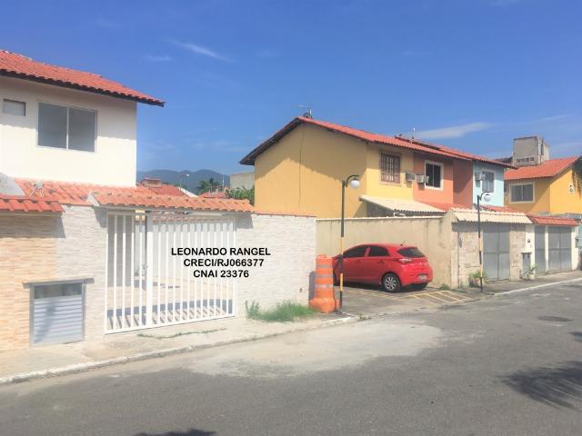Casa duplex colonial em condomínio fechado, em Mesquita recém reformada, Oportunidade! - Foto 14