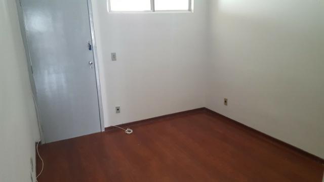 Apto 1/4 - Varanda - Elevador - Portaria 24 h - São Mateus / Centro - Sem Garagem - Foto 11