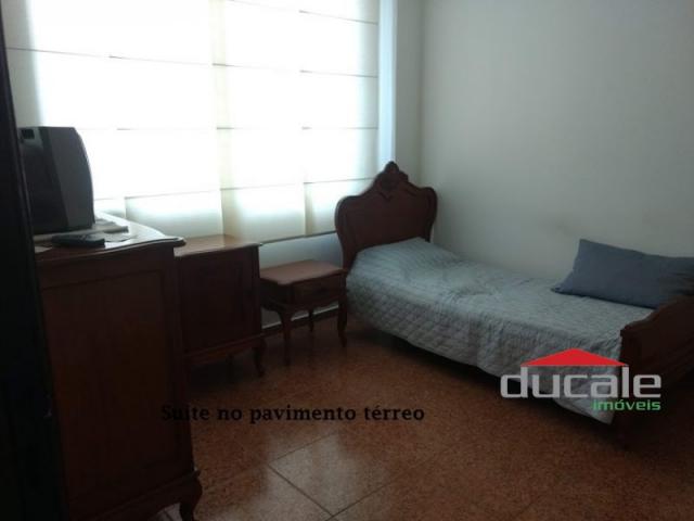 Vende-se Casa grande com Quintal em Jardim Camburi - Foto 9