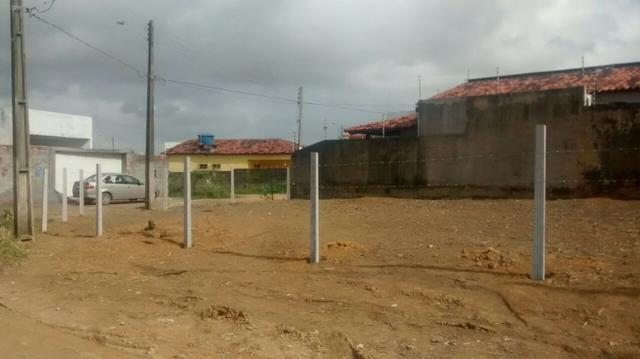 Perfeito Lote Amplo em Condomínio Fechado - Foto 4