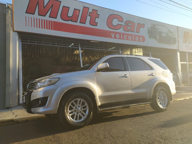 Hilux Sw4 SRV 2013