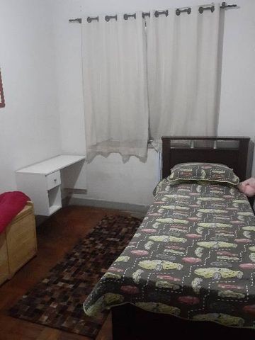 Alugo quarto para moça Floresta - Foto 8