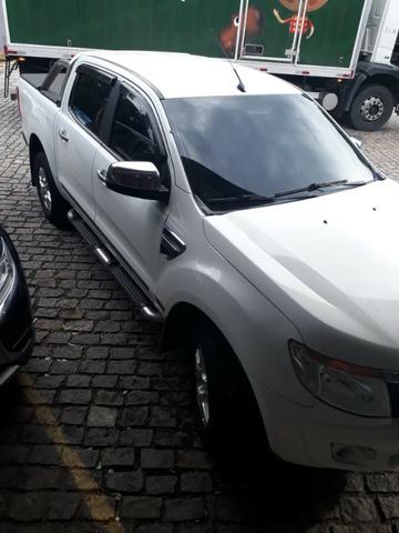 Ranger XLT cabine dupla com santo antonio 2014 c/ GNV