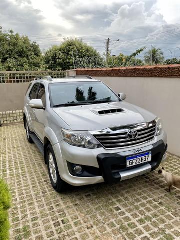Hilux SW4 3.0 aut 4x4 diesel 2012 abaixo da fipe!! - Foto 2