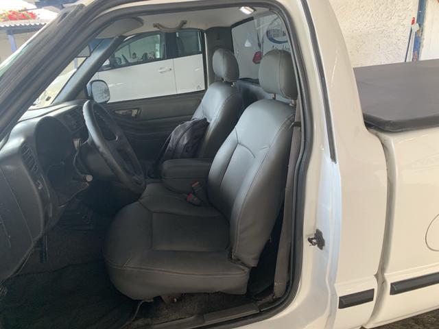 S10 diesel 4x4 2001 cabine simples - Foto 9