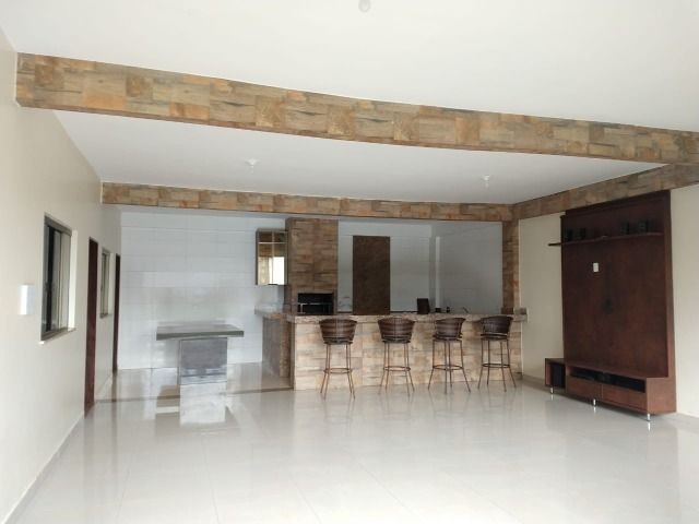 Òtimo sobrado com 5 quartos,2 suítes,closet,em lote de 750m² !!! - Foto 11