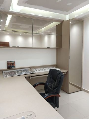 Òtimo sobrado com 5 quartos,2 suítes,closet,em lote de 750m² !!! - Foto 13