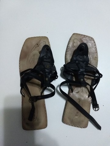 Rasteirinha Tam 36 couro legítimo