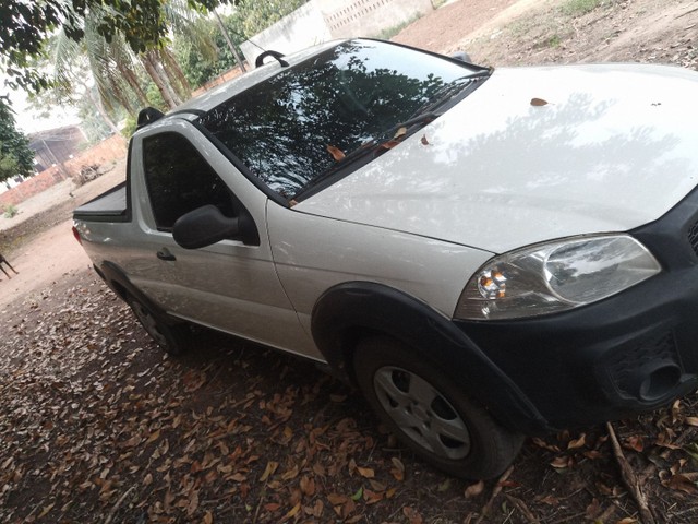 FIAT STRADA PEGO CARRO FECHADO 