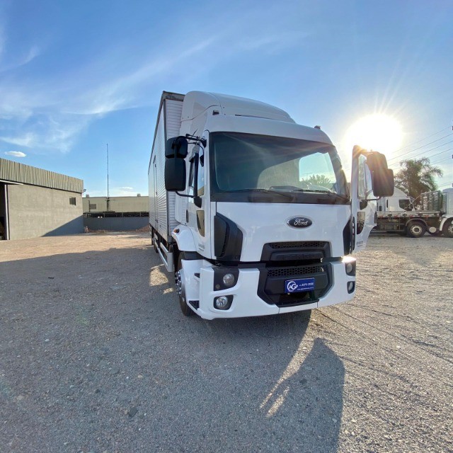 FORD CARGO 2429