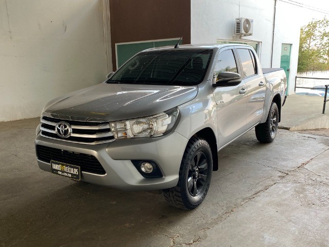 HILUX SRV DIESEL 4X4 AUT.