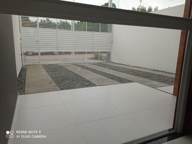Casa sendo 3/4 e uma suíte no bairro sim  - Foto 2
