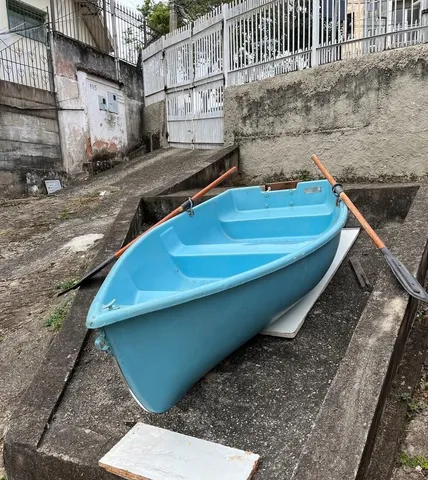 Barco e motor
