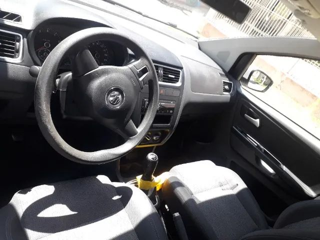 Volkswagen Fox (Trend) G2 1.0 TEC 8V 2013 - Foto 6