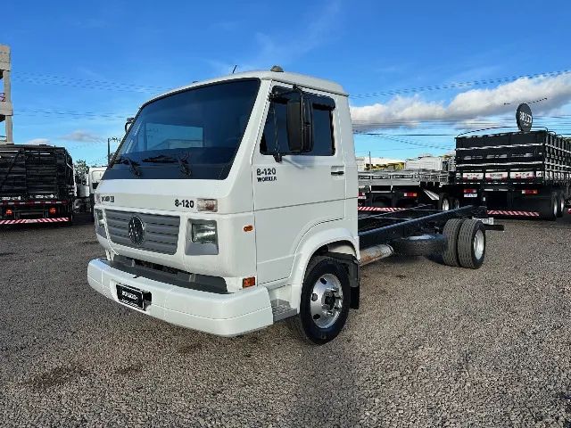 VW 8-120 Worker ano 2011 - com bomba injetora - filé - doc carroceria n 710 cargo 815 8150