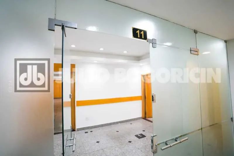 Rua da Quitanda Centro do Rio Andar corrido Conjunto de salas Garagem VLT Metro