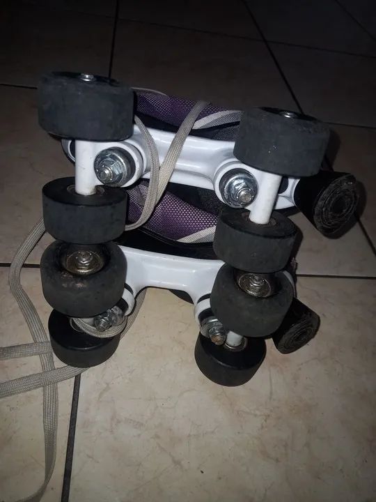 Patins Roller Quad tamanho 35 usado - Foto 3