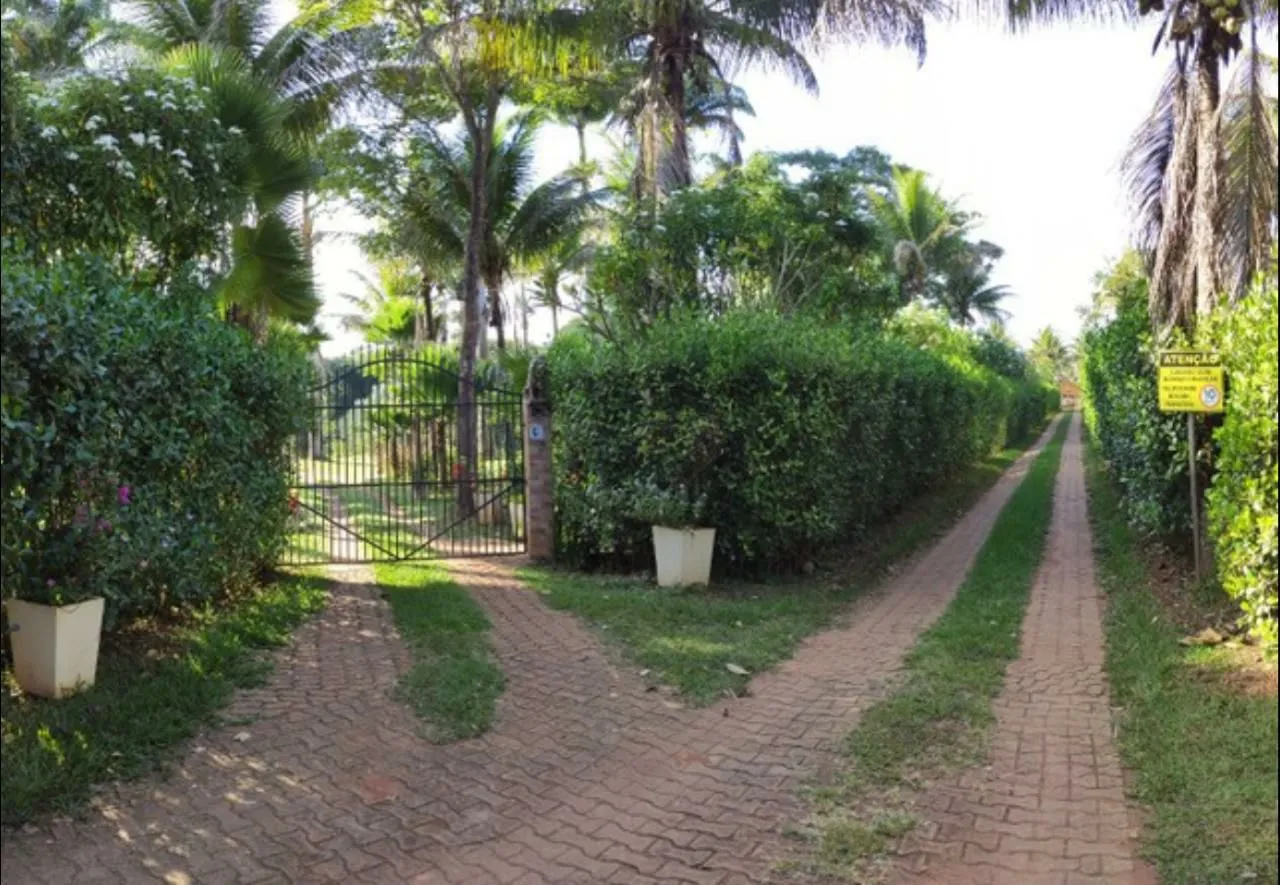 Chacara de 5mil M2, em condominio 1km de Neropolis, 25km de Goiânia
