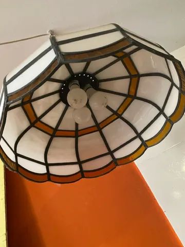 Luminaria antiga de vidro branca e laranja vintage lustre - Foto 2
