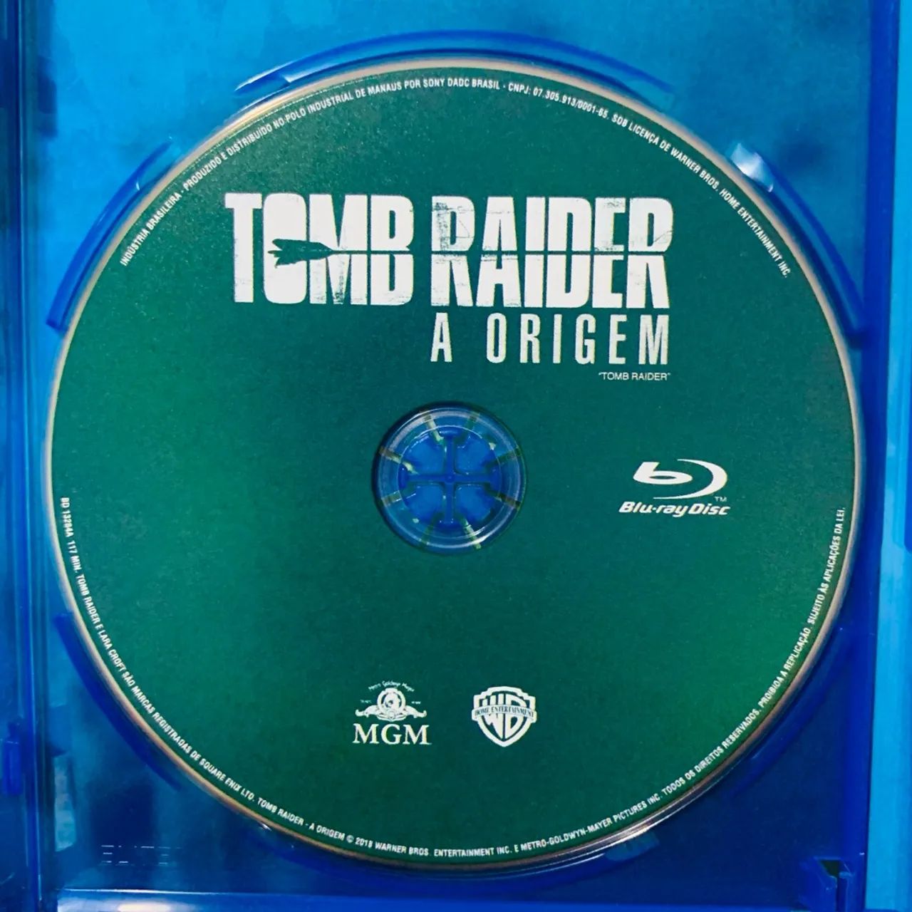 Bluray Tomb Raider - A Origem Lara Croft - Foto 2