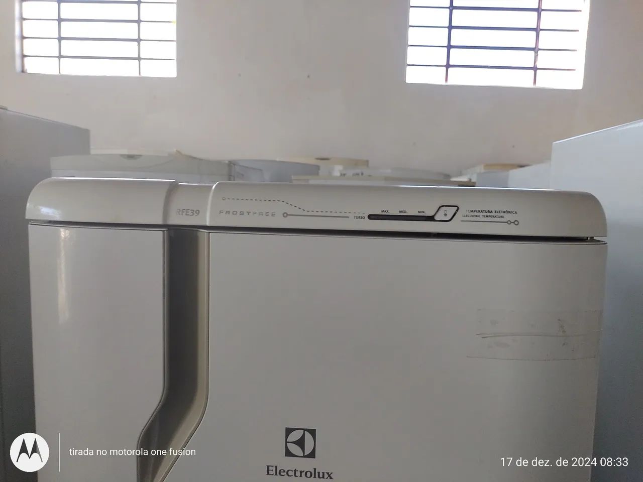 REFRIGERADOR ELECTROLUX RFE 39 FROST FREE  - Foto 2