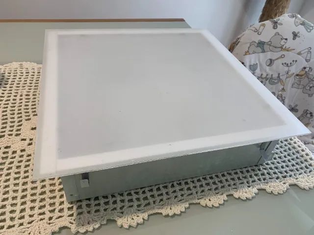Plafon luminária de embutir com vidro externo jateado - aceita até 4 lâmpadas