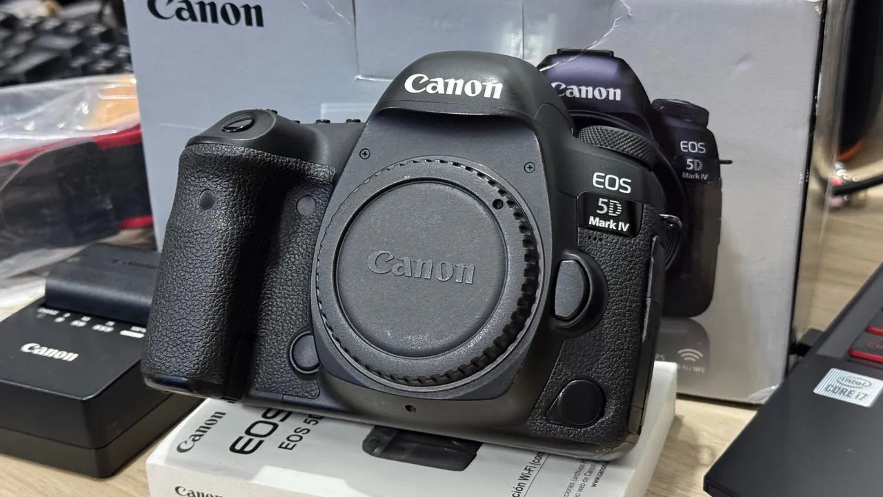 Canon EOS 5D Mark IV - Câmera DSLR Profissional