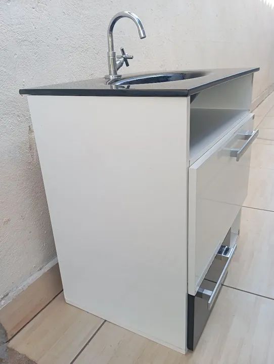 Gabinete para banheiro usado com cuba e torneira  - Foto 4