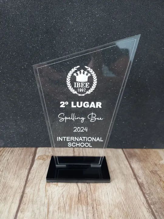 Troféus em Acrílico Cristal - Foto 4