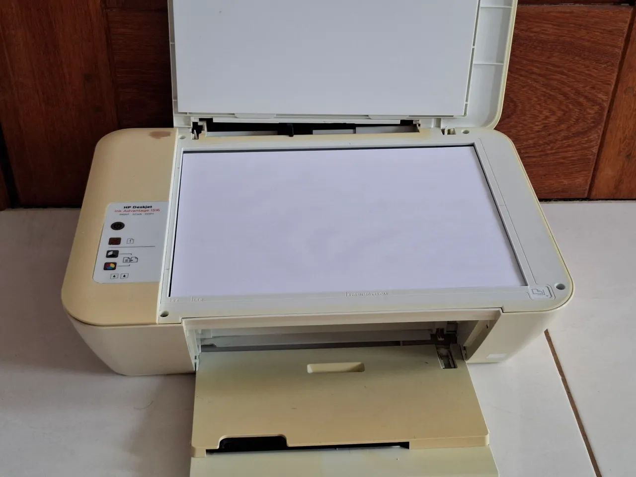 Impressora HP Deskjet Ink Advantage 1516 - Foto 2