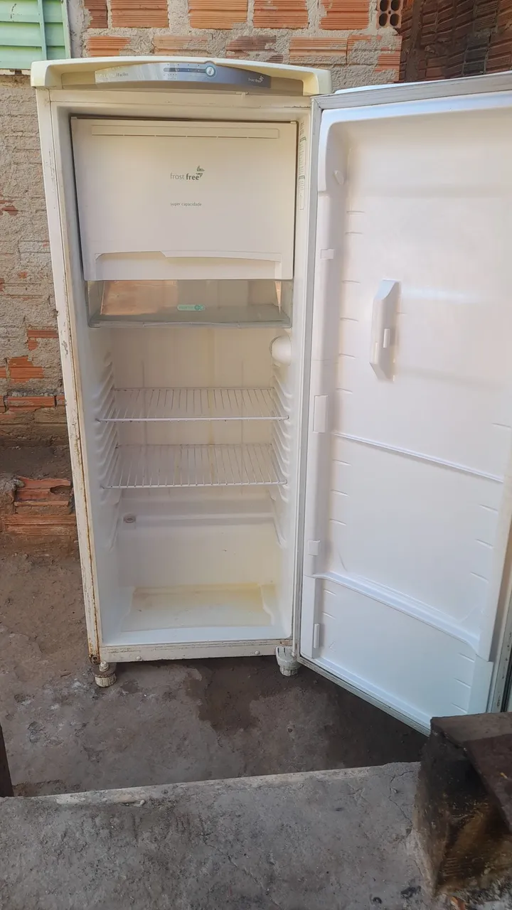 Geladeira Frost Free Electrolux