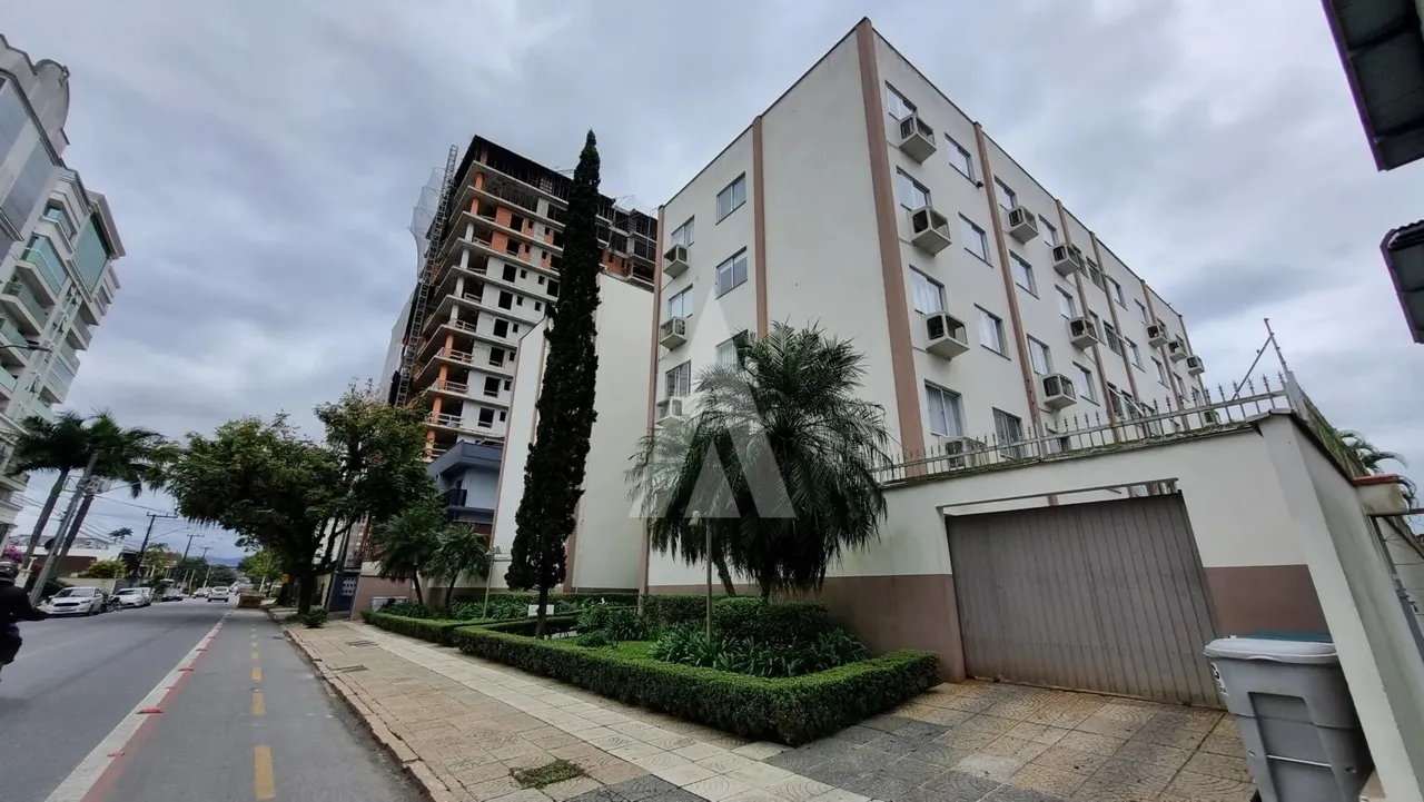 Apartamento com 2 quartos para alugar por R$ 1680.00, 51.04 m2 - SANTO ANTONIO - JOINVILLE