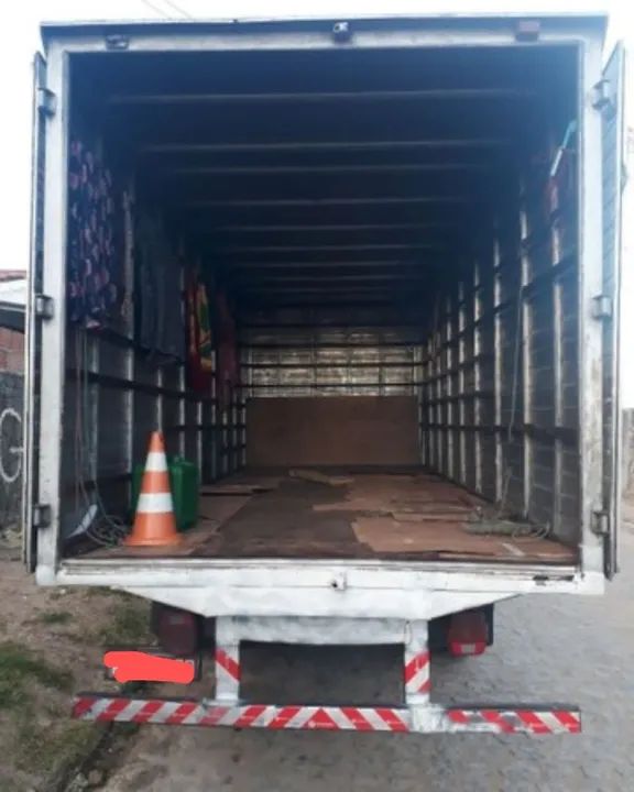 Caminhão para mudanças  - Foto 3